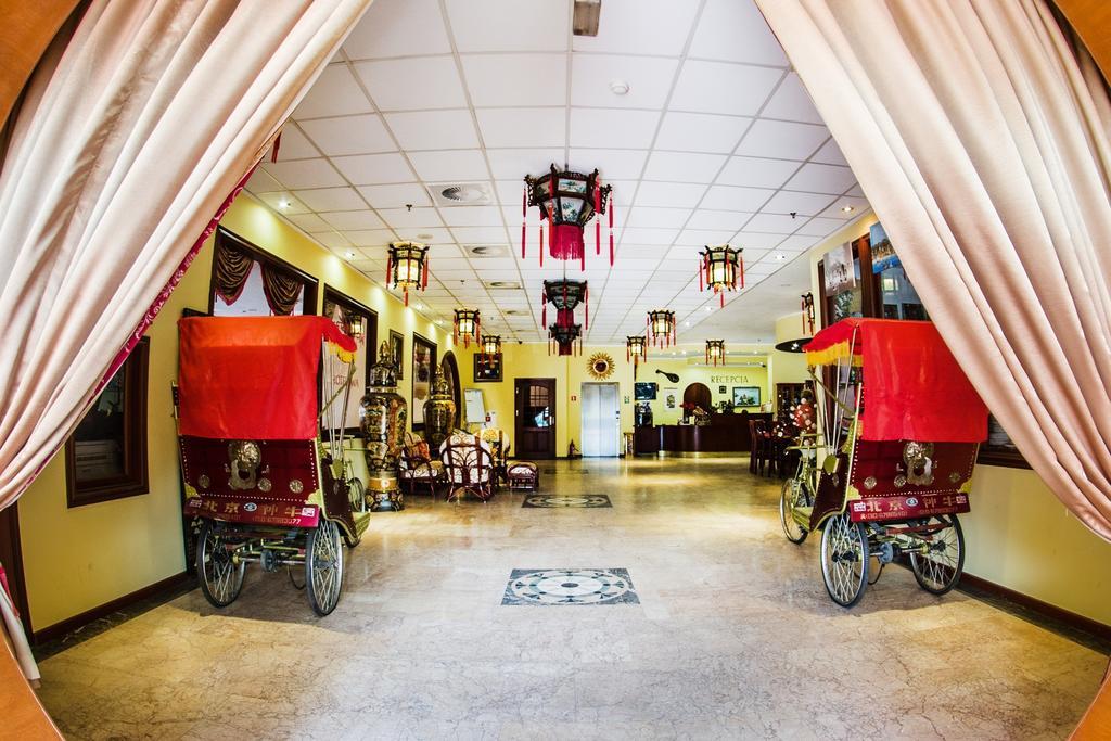 Hotel Pekin Władysławowo Dış mekan fotoğraf