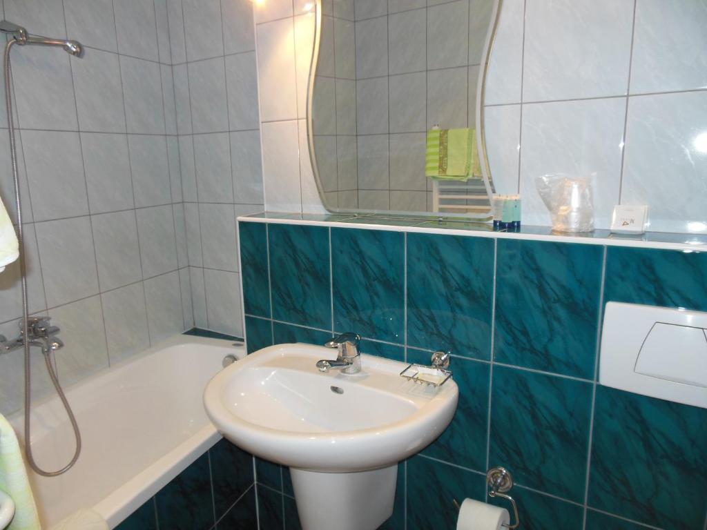 Hotel Pekin Władysławowo Oda fotoğraf